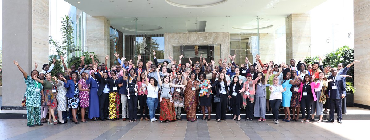 AKU_GSMC's tweet photo. We were privileged to be part of a three-day #WomenRise Inception Workshop, which brought together over 100 participants from across 23 research teams from #Africa, #Asia, #MiddleEast, #LatinAmerica and #NorthAmerica. https://t.co/ez347Uo4xK