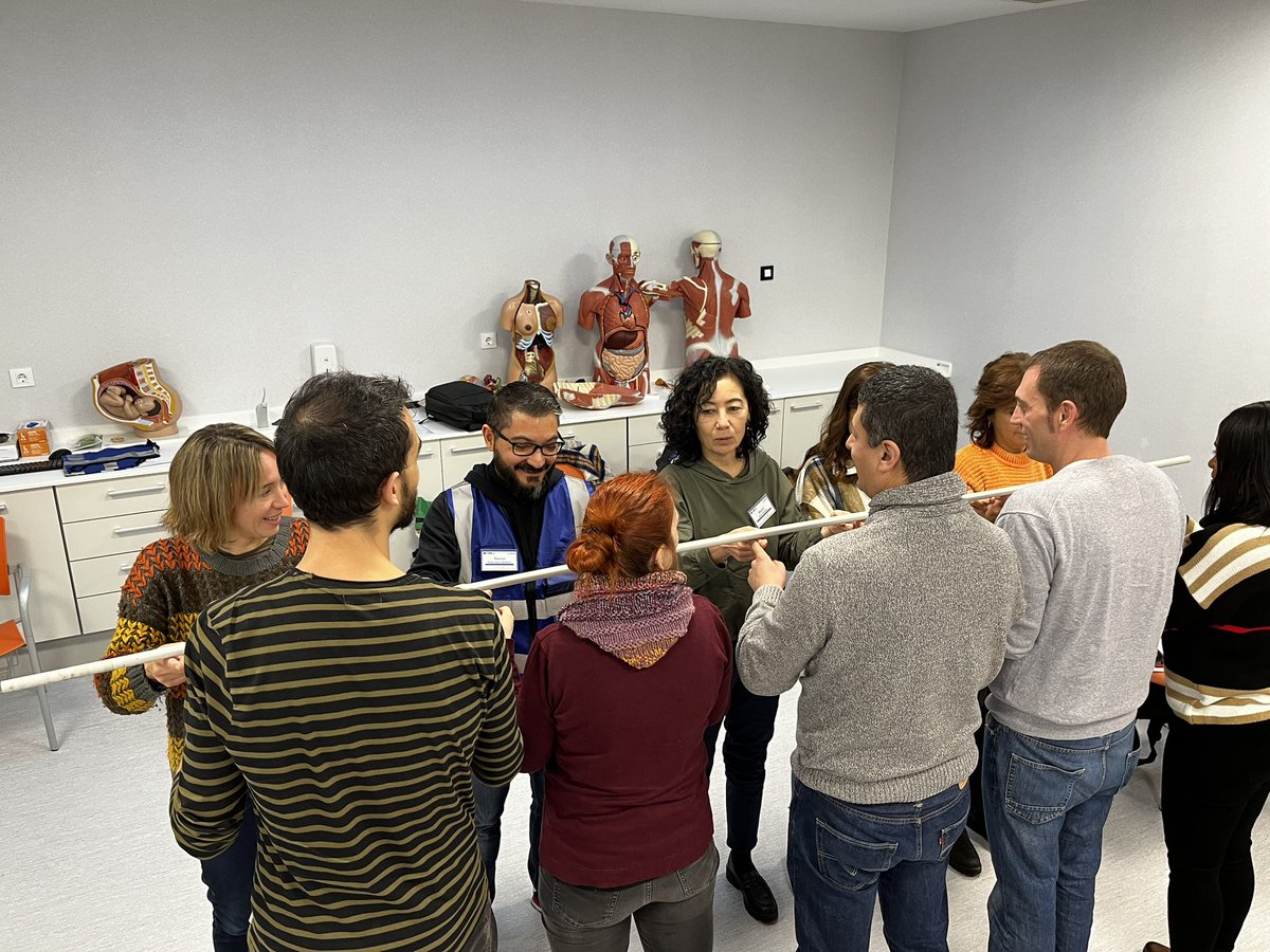 ivaferorg's tweet image. En pleno curso de ECRM SEMES 🤩 creando equipos de emergencia 🚑🏨💪🏻 #ecrm @SEMES_ #simulacionclinica