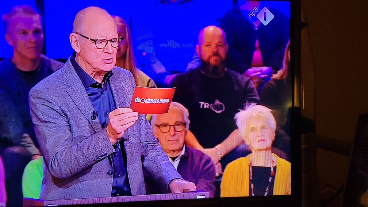 Onze tr🧅 in de Slimste Mens 😄

tshirttoko.nl/trui-met-ui