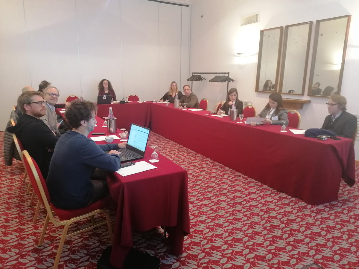 EUROJURISFR's tweet photo. 📢 – CONGRES –
💡Cette journée débute avec un atelier de #DroitCollaboratif un atelier sur l'#Interprofessionnalité et un atelier sur l'#IntelligenceAdaptative
#CongrèsEJF #Eurojuris https://t.co/p6KfKsEDR4