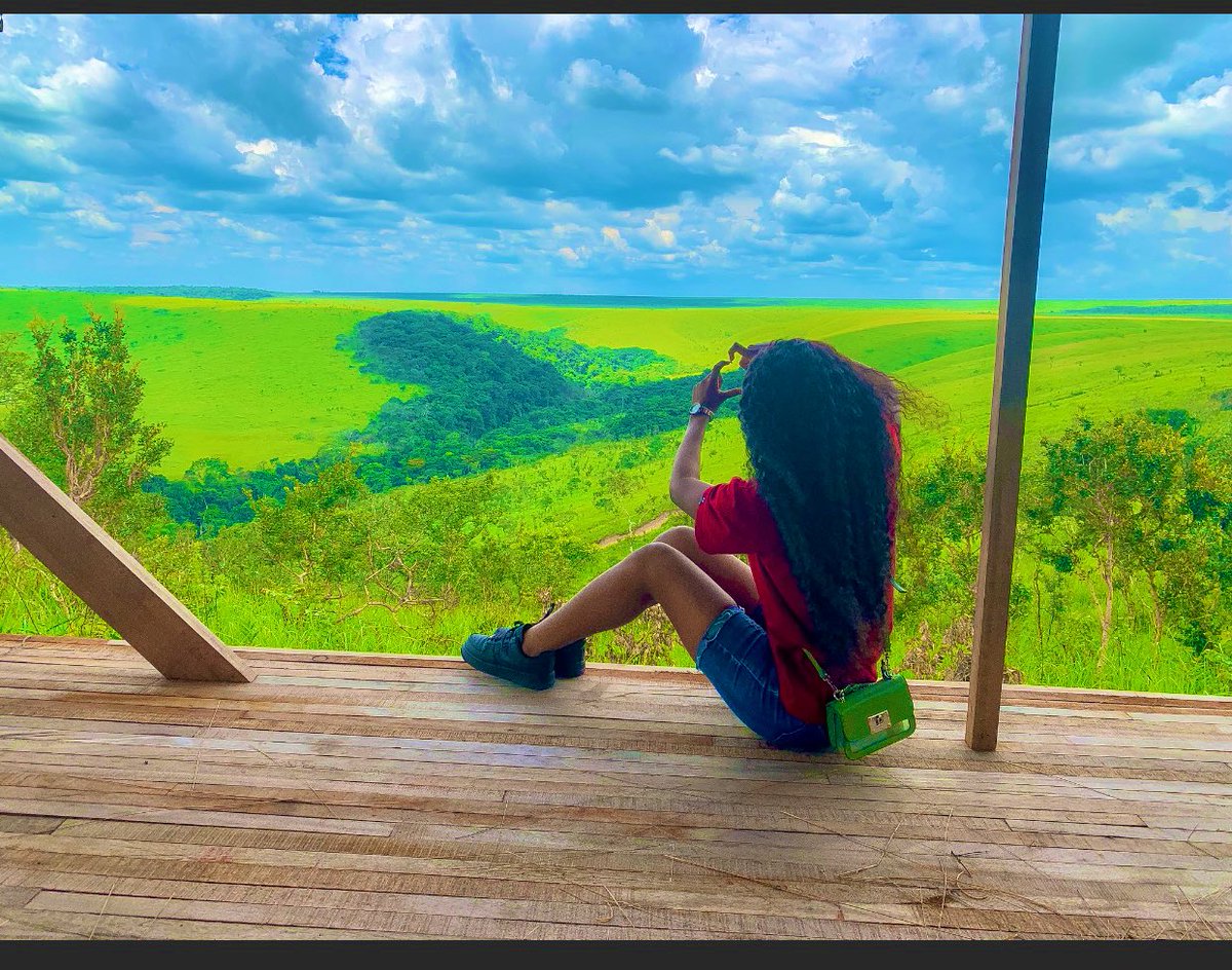 RoseKayeye243's tweet photo. je me suis réveillée avec une tristesse énorme 😣, les autres rêvent d’aller à dubaï, zanzibar etc… Moi mon plus grand rêve c’est de visiter goma . M23 s’empare de nos terres et demain ce sera peut-être goma 😭 ça ne nous appartiendra plus . faites quelques chose 2 345 000km2 💔 https://t.co/O1FzUPi8oD