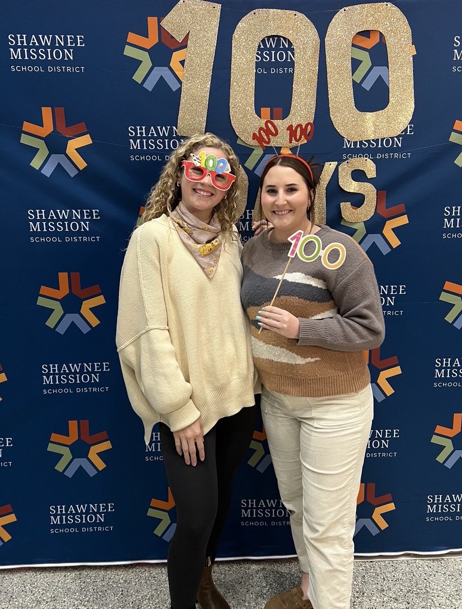 principalplewis's tweet photo. #DynamiteDuo ⁦@trailwoodsmsd⁩  celebrating #100daysofteaching together. Proving that a Jayhawk and a Tiger can be friends! ⁦@thesmsdhr⁩ ⁦@theSMSD⁩ ⁦⁦@KUSOEHS⁩ ⁦@MizzouEducation⁩ https://t.co/0NXSJGTkLh