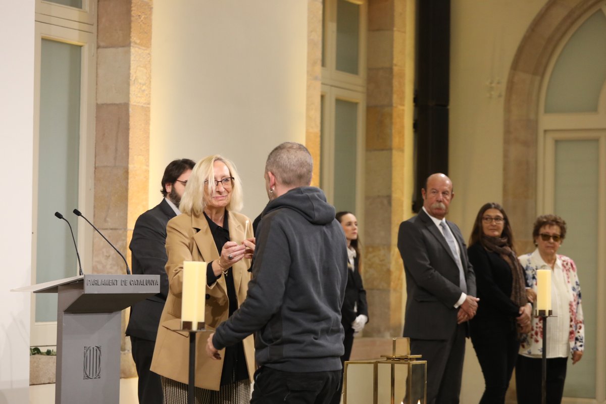 Parlament de Catalunya tweet media