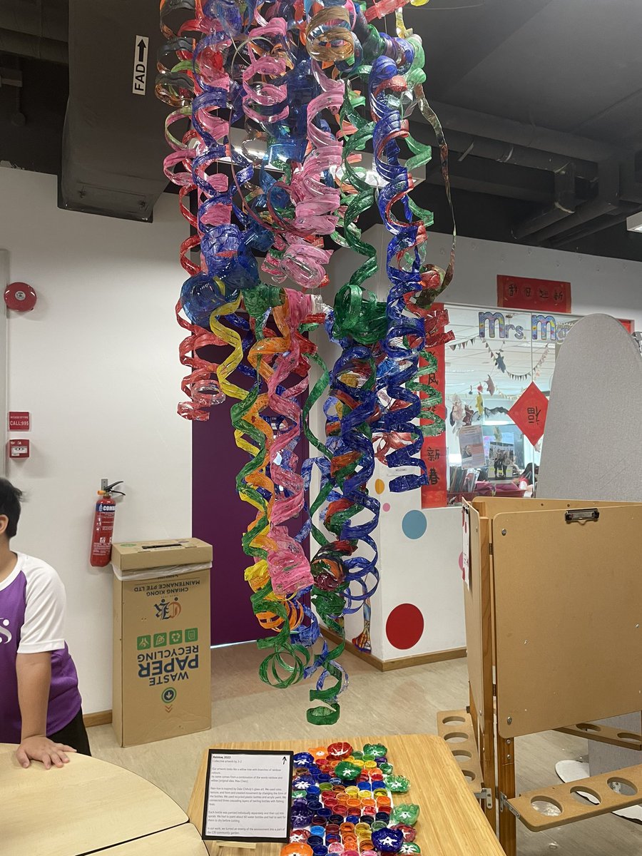 BevansJoel's tweet photo. G3 artists understanding about how we express ourselves by creating curated art pieces.
Artists uncovered what the “client” wanted which gave them an authentic learning experience. They applied their understanding and skills to the taste of their community member.
#CISprimary https://t.co/VuOG5b7Z5z