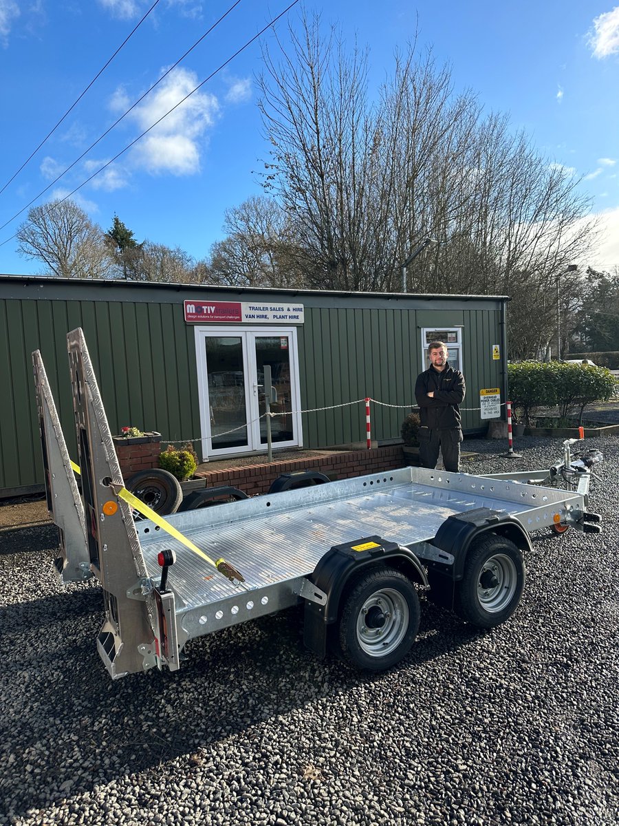 MotivTrailers's tweet image. ✨ Another customer collecting his shiny new Motiv TC3000-30 Access Platform Trailer ✨

Call or email today for a quote on one of our many trailers

📞 01588 673 345 📞

📧 sales@motivtrailers.co.uk 📧

#accessplatform #accessplatformtrailers #motivtrailers #motivcravenarms