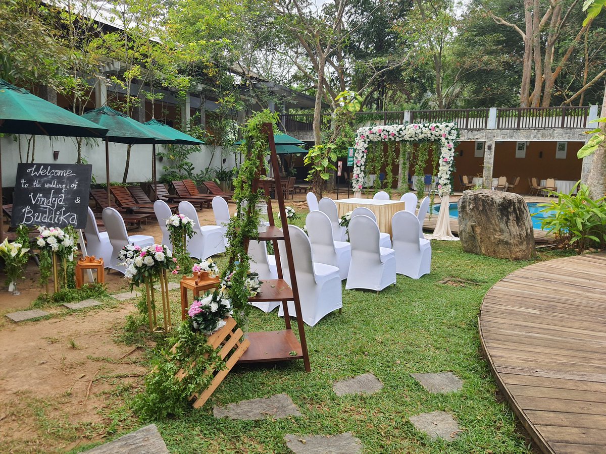 gusr_official's tweet photo. Live In Love... 👰 ❤️ 🤵

#wedding #weddinginspiration #outdoorwedding  #grandudawalawesafariresort #visitudawalawe https://t.co/GG48rWvj0M