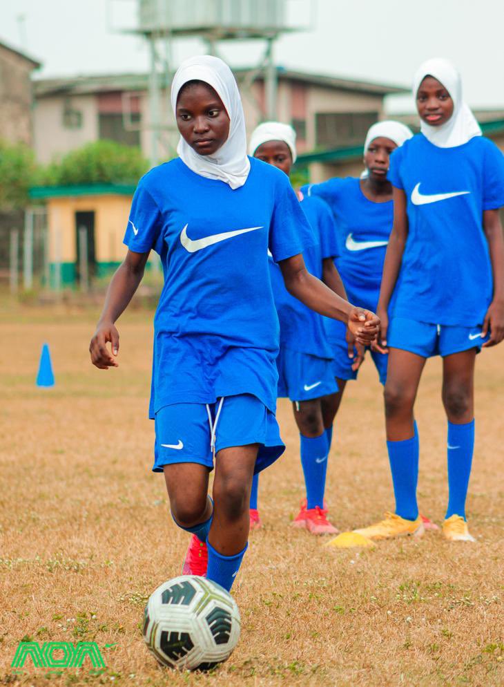 AOAcademy's tweet photo. Highlights of the second edition of #sheplaysbyaoa @asisat_oshoala in partnership with @nike @women_win 

Enriching the African girl child through education and sports .

#sheplaysbyaoa 
#sportintervention 
#educationalintervention 
#humanitarianintervention https://t.co/25iiUDDizT