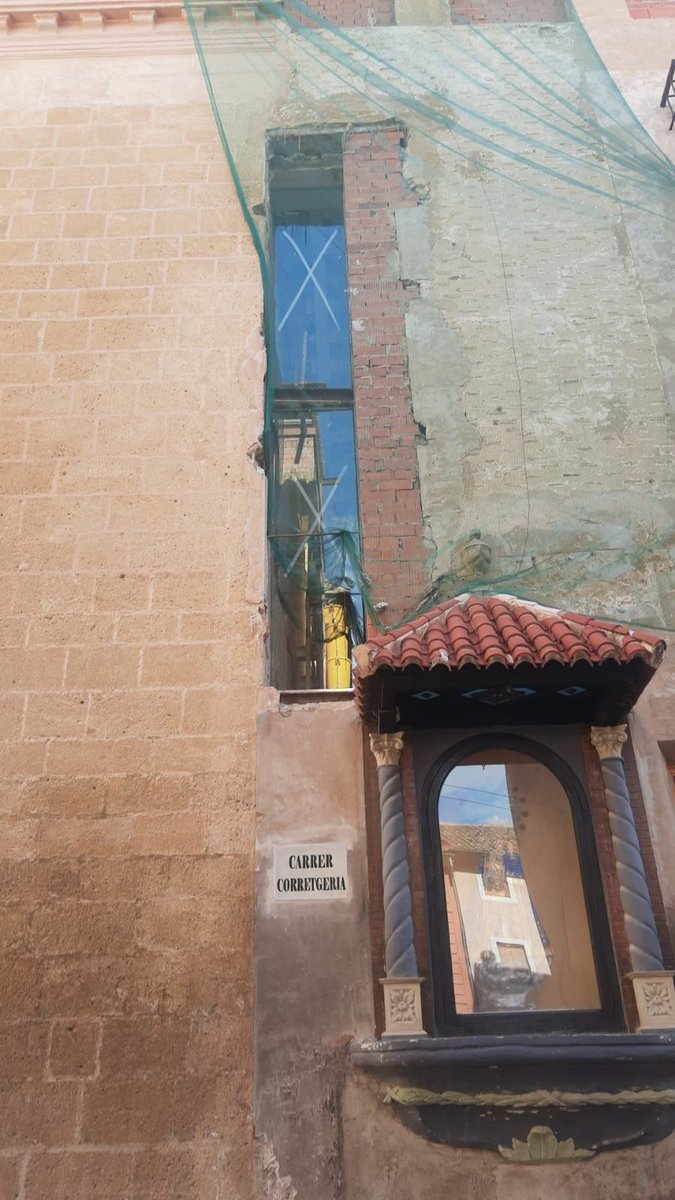 GHPatrimonioVLC's tweet photo. Y así empezó todo 🤦‍♂️😓 #Xàtiva #HospitalMunicipal https://t.co/7seg2DjMfX