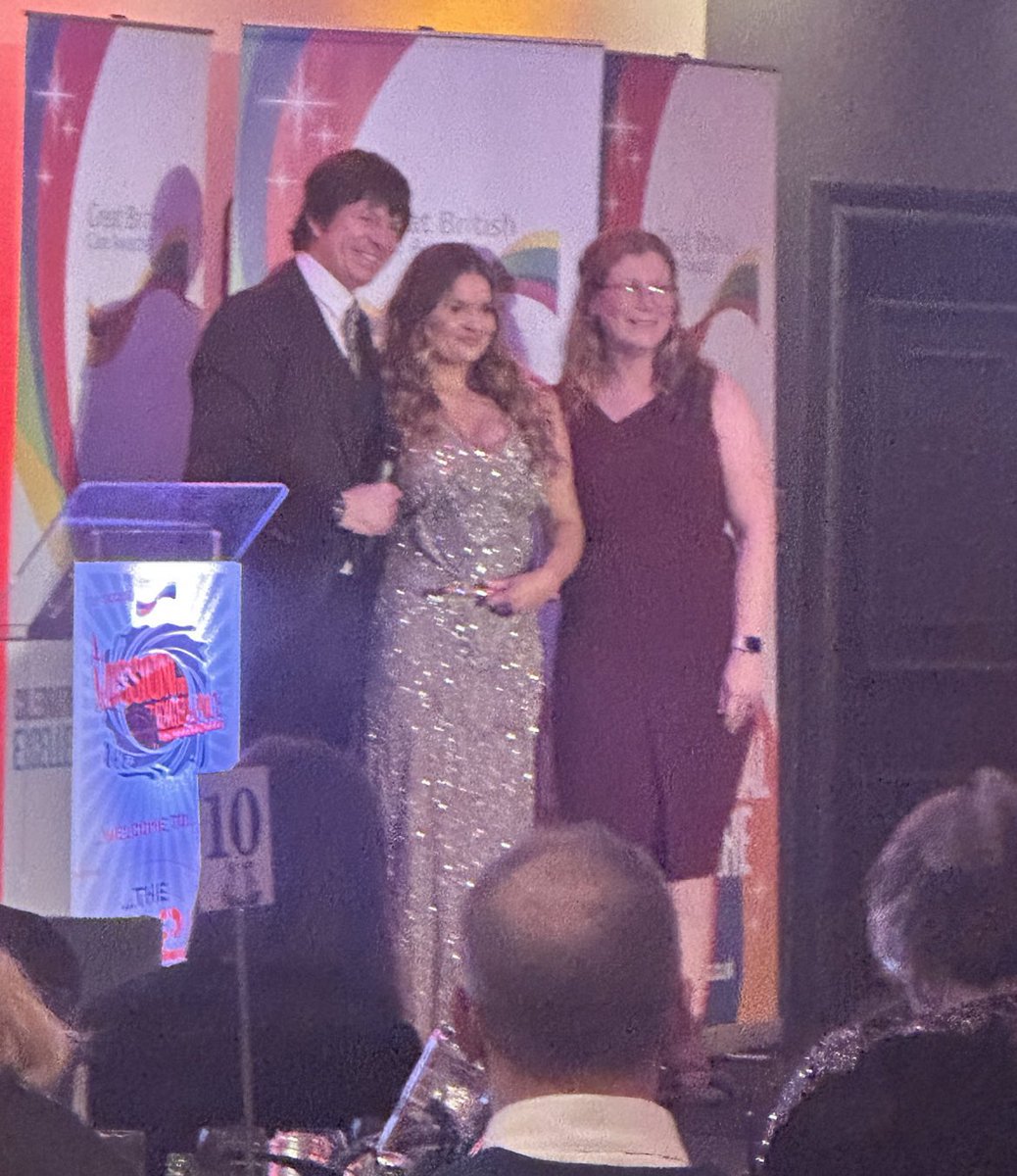 FfionJo48286513's tweet photo. It still doesn't feel real! Thank you so much to everyone for your kind words and support! 
 Thank you so much to @SwanseabayNHS  for all your support, also a massive thank you to my nominator @rebeccaedsbt now on to finals ❤️ @MHLD_SBUHB @SteveJJones65 @GBcareawards https://t.co/3hQM3cNDi4