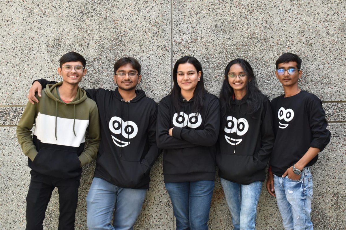 DSC_Charusat's tweet photo. Here's the glimpse of the event DEVLOOP 2.0 organized at Mehsana in which GDSC CHARUSAT team also participated
Also, cheers to the organizers @BratinKundu, @Tirthak_patel, @Margipatel22 and lead Khushi Mehta.
Kudos to @Mehdevclub for organizing such an extraordinary event !! https://t.co/2tJMvdK5kw