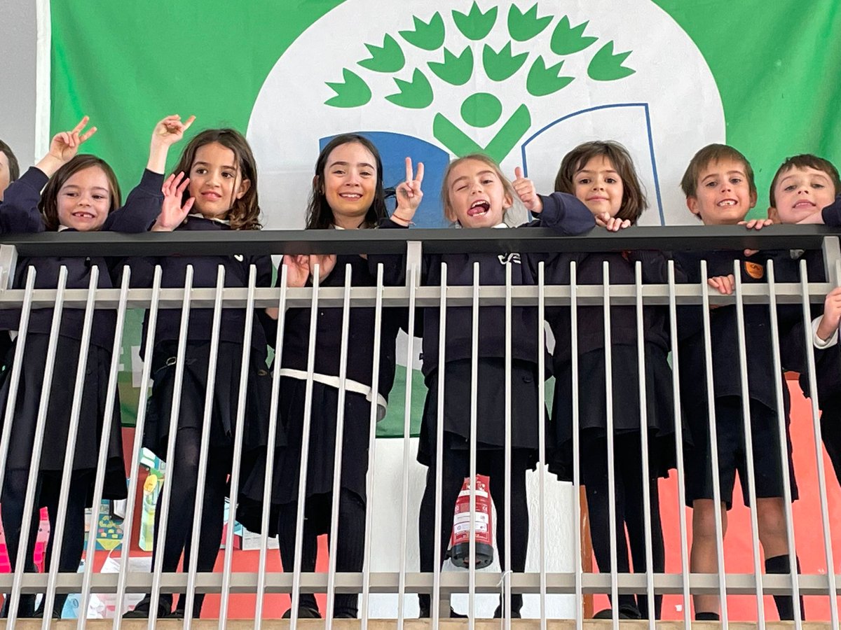Colegio Bernadette tweet media