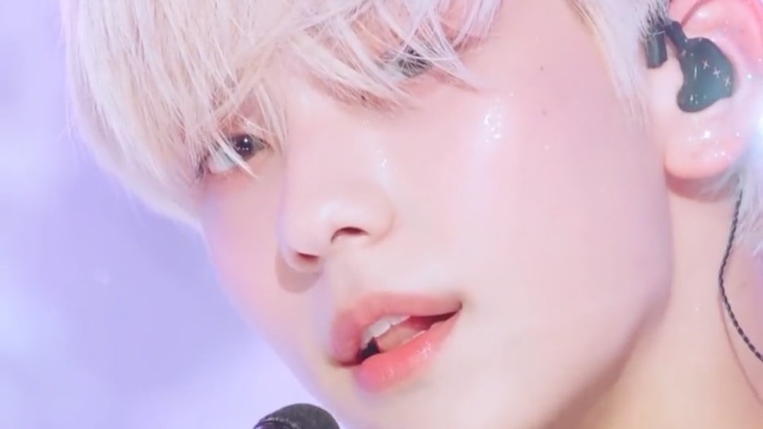 formysoobie's tweet photo. soobin ending fairy  ୨୧ https://t.co/aoLLkPfzXP