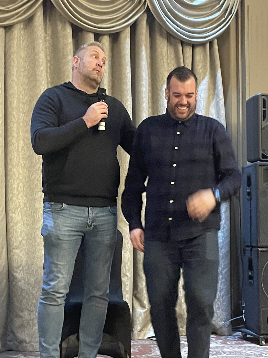 DaleyRob's tweet photo. Superb night with @UndrTheCosh in Sunderland last night. Class stories from Bally and top crack from @browny159 and @Parky08 who absolutely rinsed @DanTodner despite his singing. ⚽️ #baldy @andyharkin1 @stewyp07 https://t.co/PF83jzW7aW