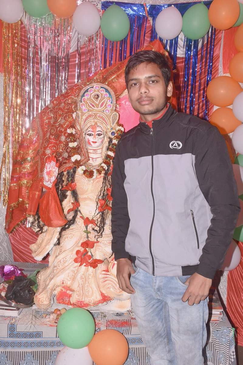 iamankoomar's tweet photo. Jai Maa Saraswati 🙏 #Sarswatipuja2023 https://t.co/mHW5u0ZBCn