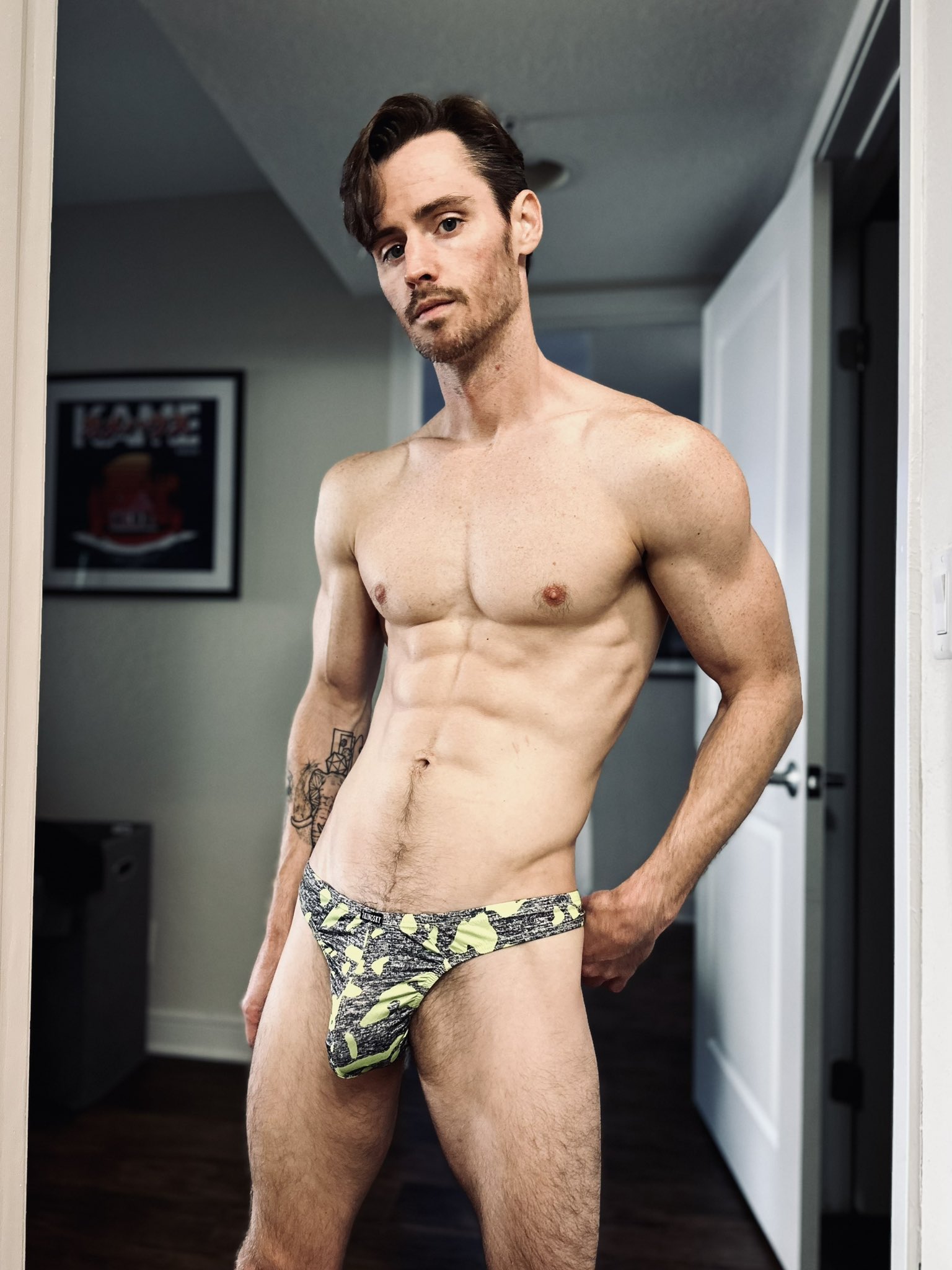 Dan Benson on Twitter: "Show me what happens when you see my pics. 😏