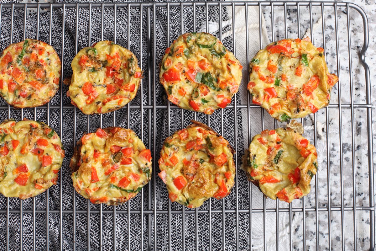 Good morning you lovely lot. Wishing you a wonderful Friday.

How about egg muffins for #breakfast 
#nutritionaltherapy #nutrition #womenshealth #foodmatters #nutritionist 

thecleaneatingcouple.com/egg-muffin-cup…