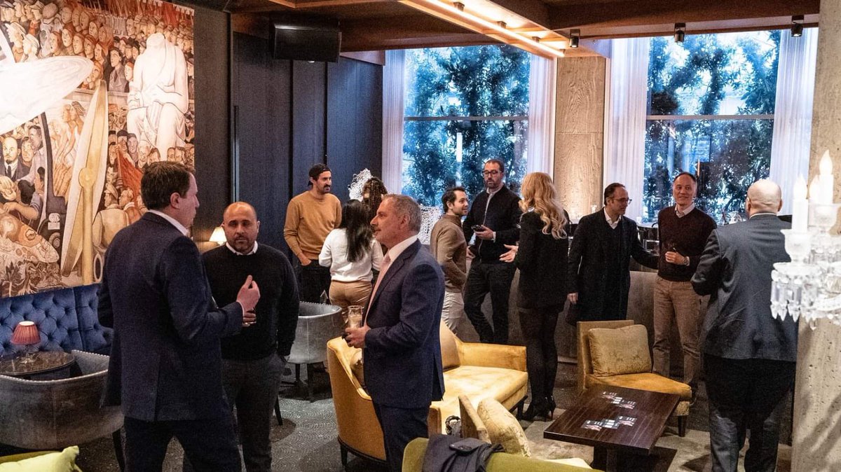 umairmasoom's tweet photo. Had an incredible time at the #myco US roadshows in LA and NYC meeting some amazing people and finding some great prospective partners who can help us build the future of @MContent_ 

Shoutout to our fabulous team and all those who now know about myco! 

#keepbuilding #streaming https://t.co/r6okTuDErC