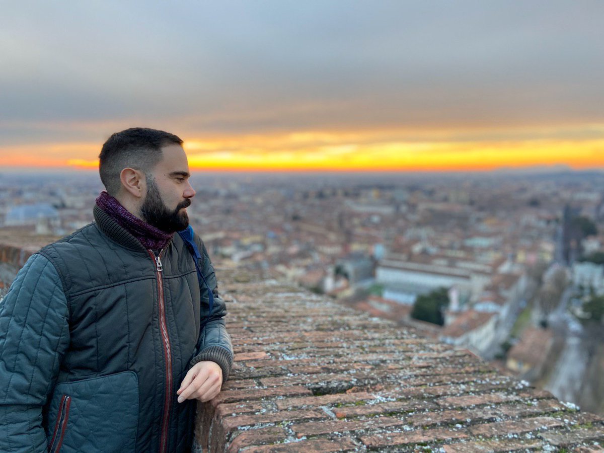 lingue_e_media's tweet image. L&apos;apprendimento delle lingue richiede la definizione di obiettivi chiari e di un piano d&apos;azione.

Se desideri imparare una lingua straniera con l&apos;aiuto qualificato di un professionista che ti accompagni in questo viaggio contattami e parliamone!

#italiano #languagecoach #langtwt