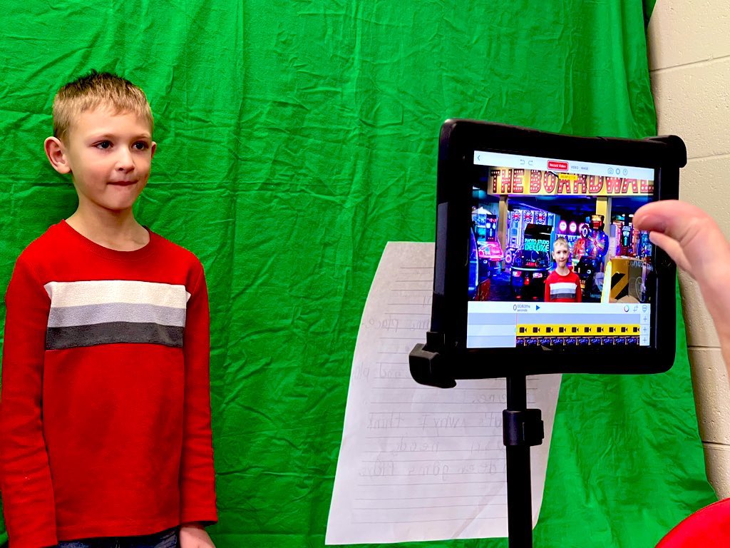 smalchow's tweet image. Best part of my week: Showing a 1st grade teacher how to use @DoInkTweets to record her Ss opinion speeches. Great engagement tool &amp;amp; way to bring learning to life! Best comment of the week: This is so easy. #Success #4Cs #LoveMyJob @PCSD_GBlibrary #RaiderStrong