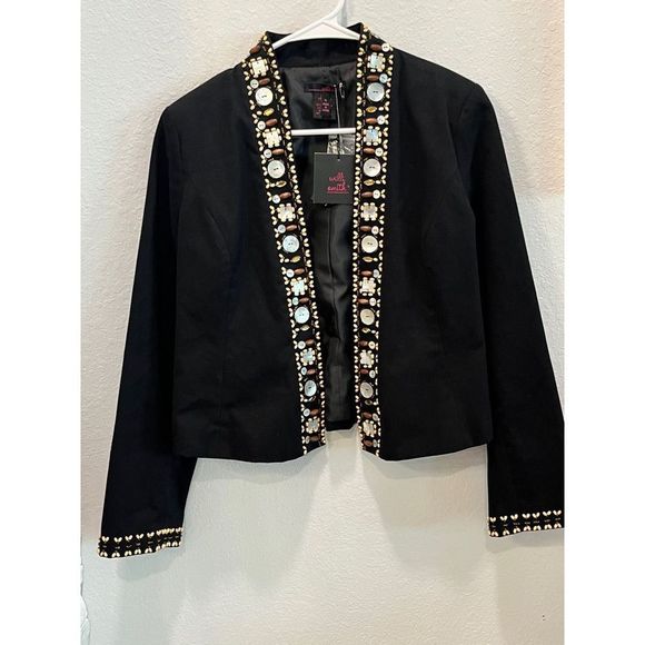 Michele63166986's tweet photo. So good I had to share! Check out all the items I'm loving on @Poshmarkapp from @PoshStory #poshmark #fashion #style #shopmycloset #noboundaries #willismith: https://t.co/YRZuFI1i0O https://t.co/MBM9VkhGQI