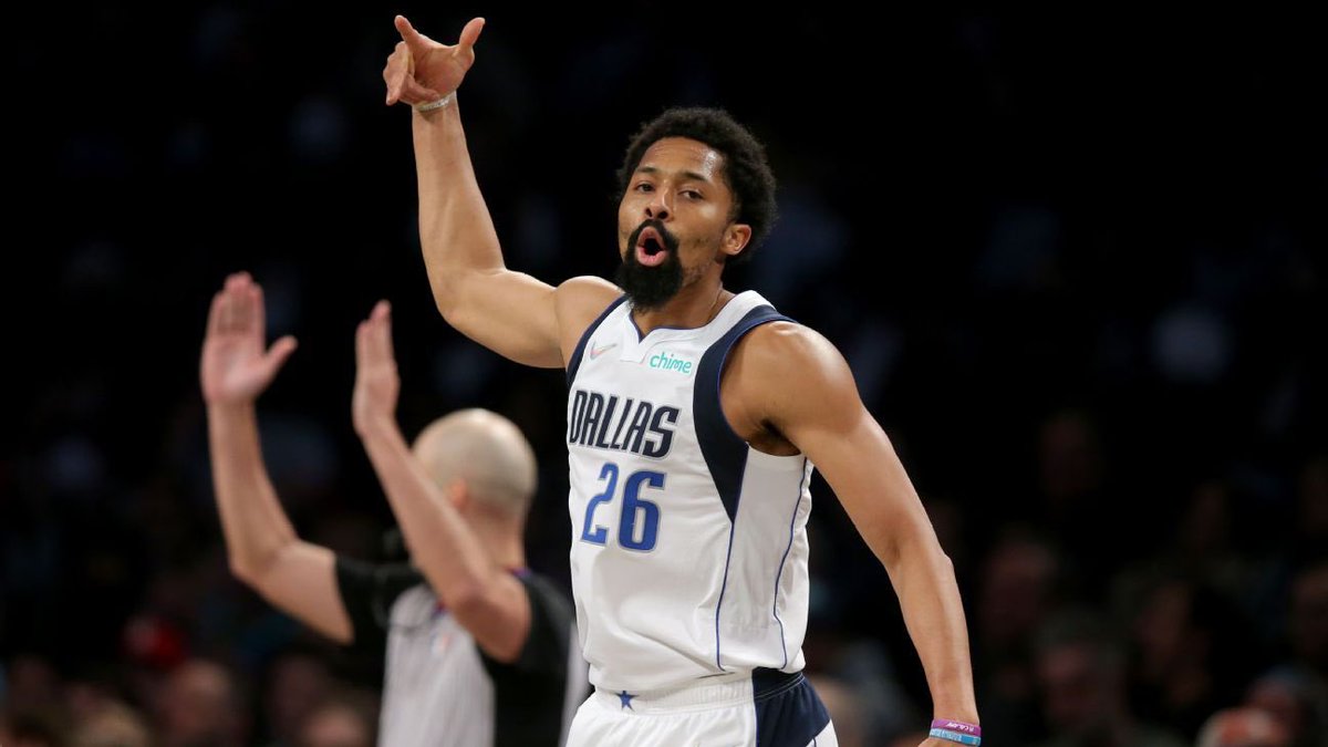 DallasTexasTV's tweet photo. Mavs Defeat The Suns Without Luka Doncic, Dinwiddie Drops 36 https://t.co/Y4uFktpfwy
