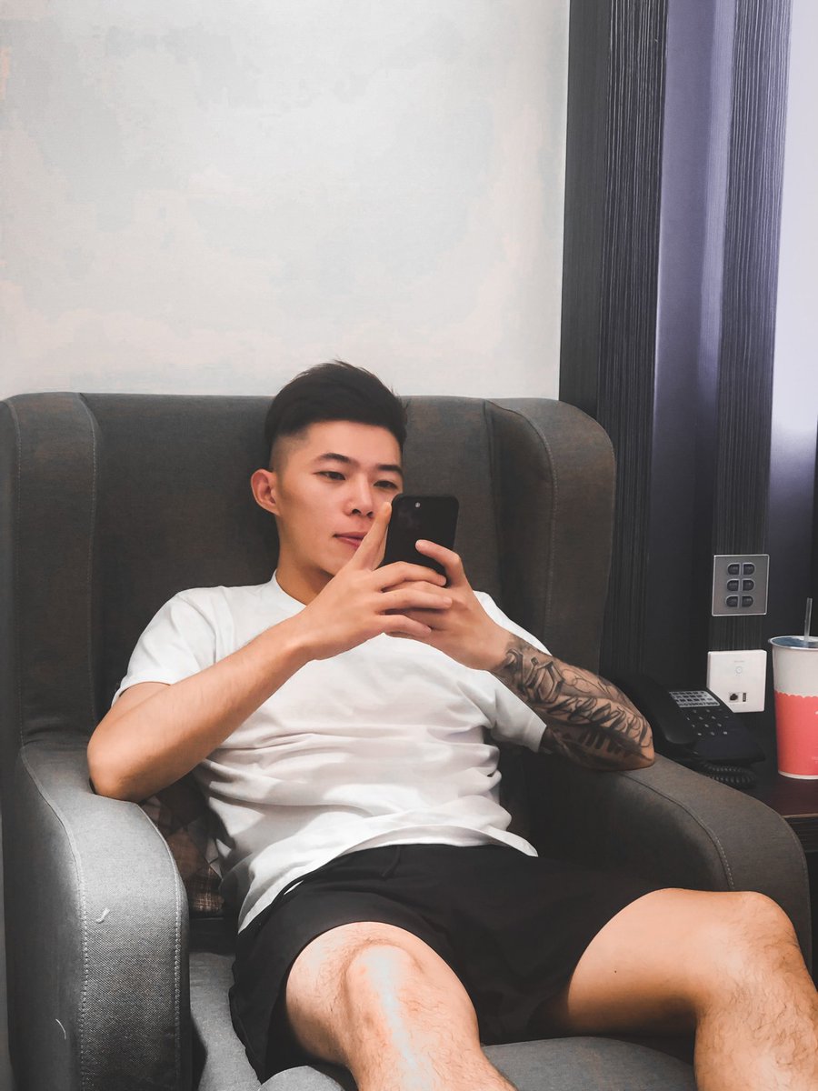 s63638412's tweet photo. 開工了😎😎😎
只要是學生者
除毛有優惠價
#轉貼者也有體驗價
#歡迎私訊
#斜槓業務小哥哥
#也可以約我見面喝咖啡🤓🤓 https://t.co/XokhcgZQeG