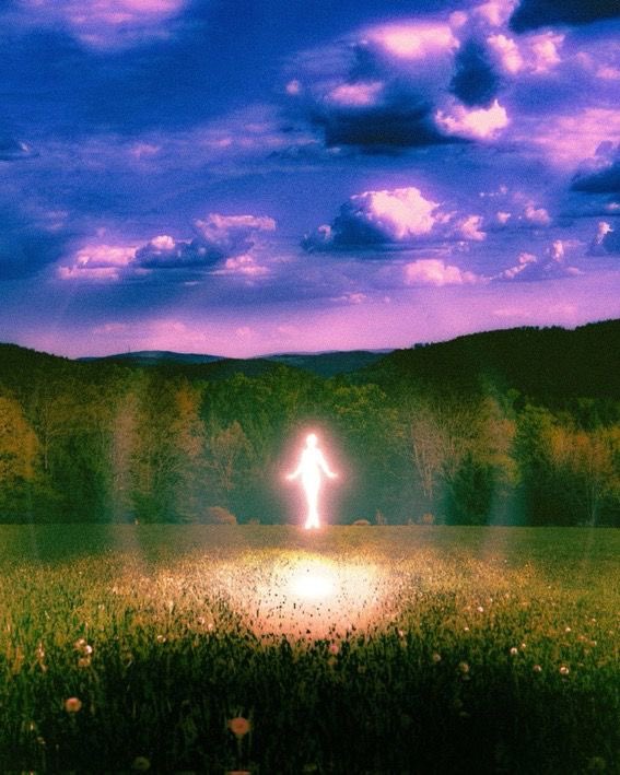heepoety's tweet photo. fui ouvir farewell, neverland e tive essa sensação https://t.co/Bufg1IvUXO