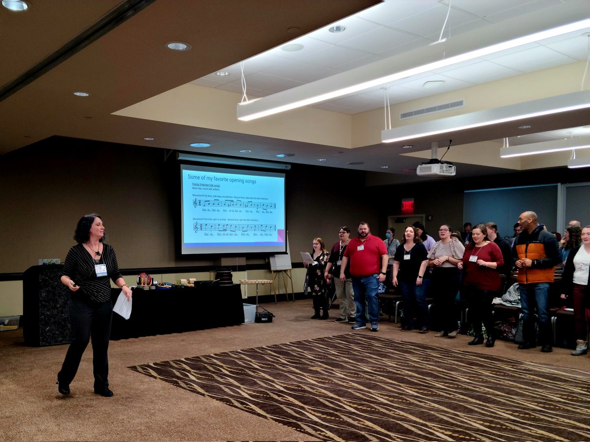 Taught my first IMEC sessions (2 of them!) today on Elementary Choir.  It was a lot of fun and went really well.  It was a packed house! <a href="/ILMEA1/">Illinois Music Education Association</a> #imec2023 #peoriaorbust <a href="/western161/">Western Avenue</a> <a href="/Flossmoor161/">Flossmoor161</a> <a href="/D161Supe/">Dr. Smith</a>