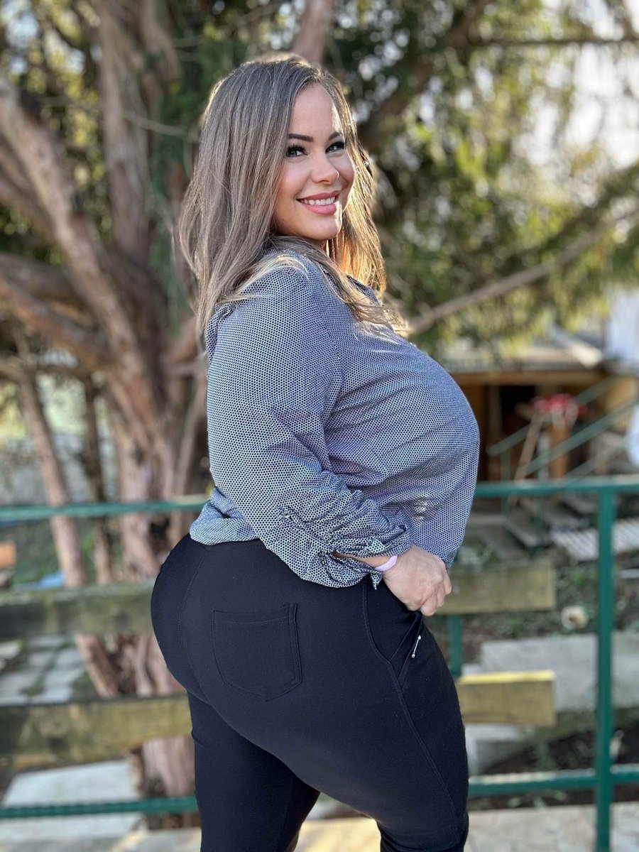 Confidenceinmybody on Twitter: "Pls retweet😊 http://onlyfans/bellabodhivip"