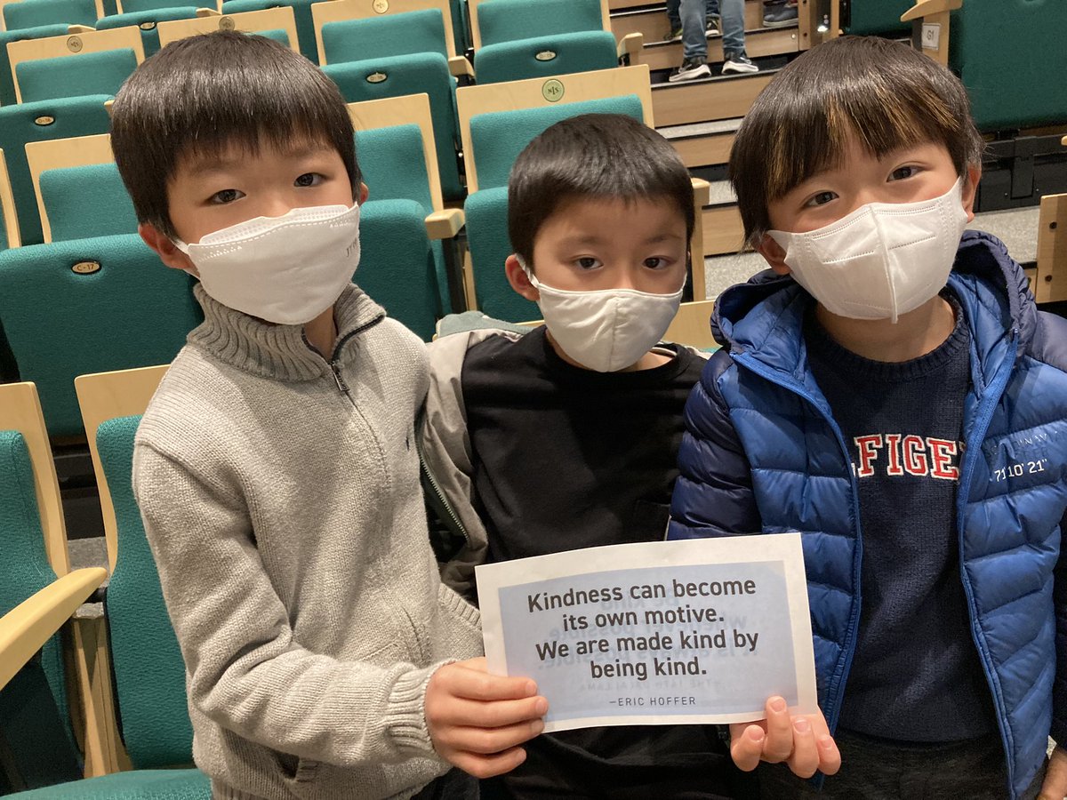 NIS_Leadership's tweet photo. @NIS_Grade1 spreading some kind thoughts after a social assembly focused on kindness! #niskindwords https://t.co/VuIlJbcZpn