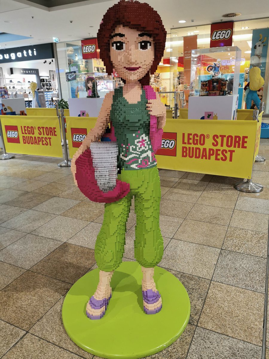 ErikaPolyk's tweet photo. 🌞Jó reggelt kívánok mindenkinek! 🌞 Budapest, Árkád, lego✌️I Declare World Peace! #IDWP #Hungary #Budapest #arkad #lego #LEGO #legoday 📸én https://t.co/BLc5mZ3MWr