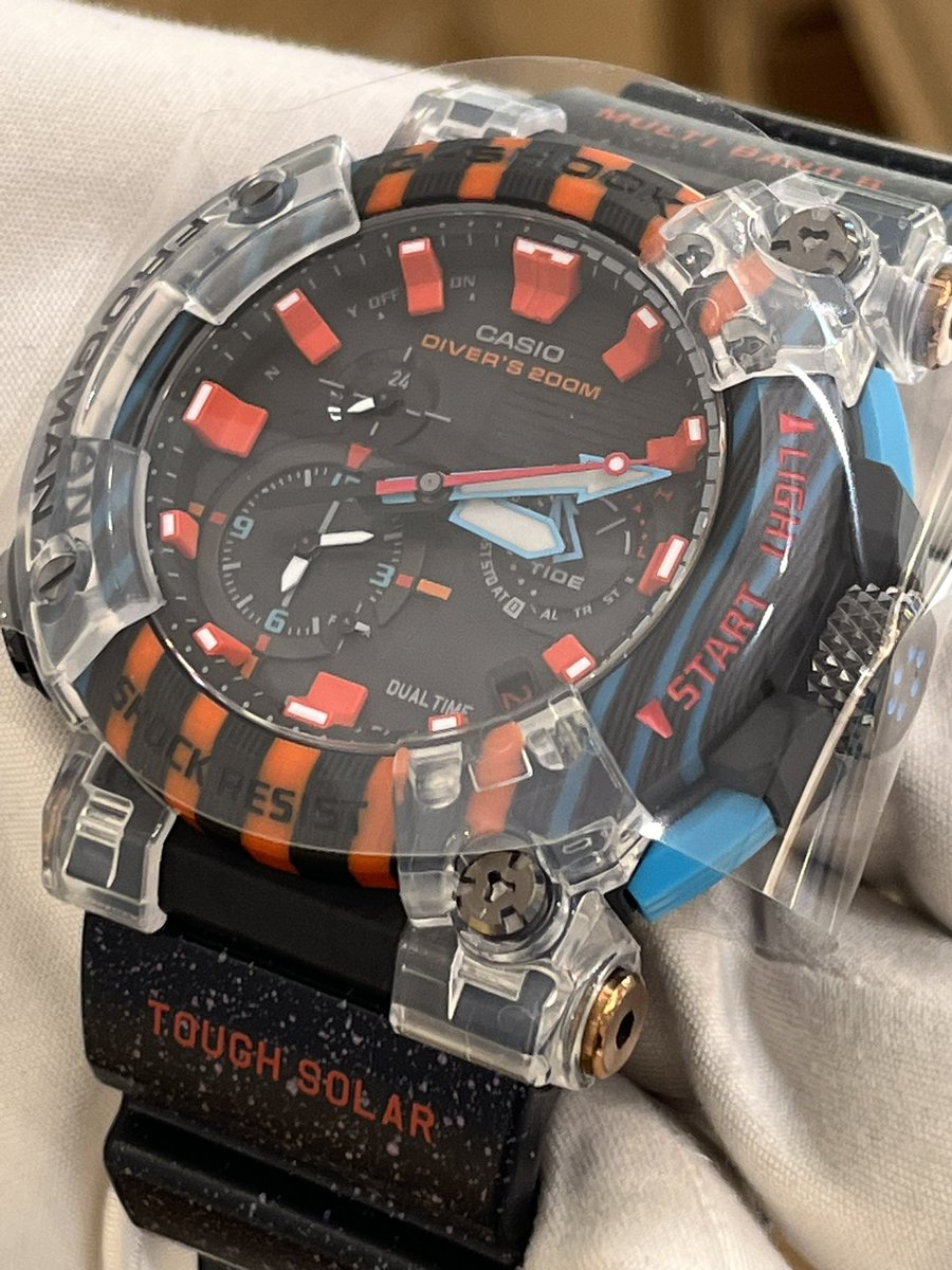 NAKANIWA_WATCH's tweet photo. FROGMAN 30th Anniversary
FROGMAN
GWF-A1000APF-1AJR
本日、入荷しました。
既に嫁ぎ先が決まっている為お客様が迎えに来られる前に記録📷✨
#フロッグマン #FROGMAN #40周年記念 #ヤクドガエル https://t.co/hDvWazURb0