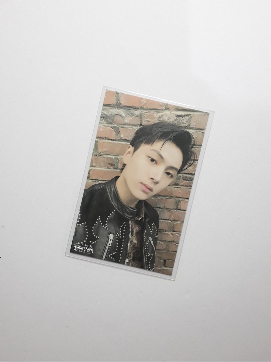 wts lfb ina 

• jake ld sw d:a 90k
• jay ld hmv senkou 300k
• good condi 
• dom jateng

tags. pc jake lucky draw soundwave dimenssion:answer jay d:s dimenssion:senkou photocard enhypen