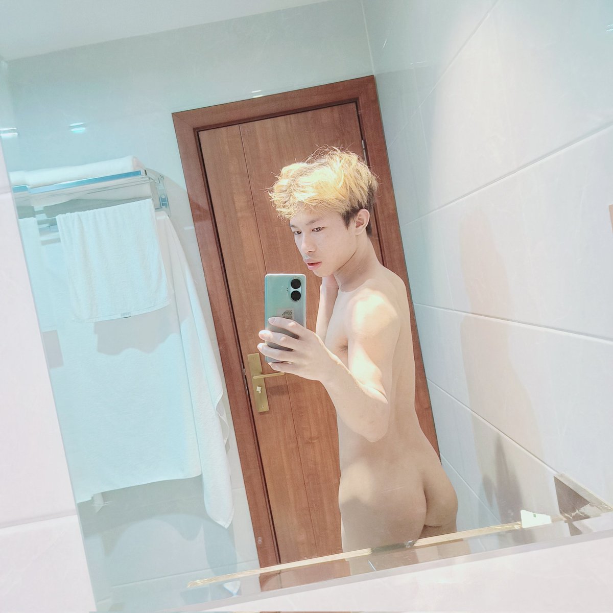 AungMuse's tweet photo. 🔞 https://t.co/svHIVdy1KO