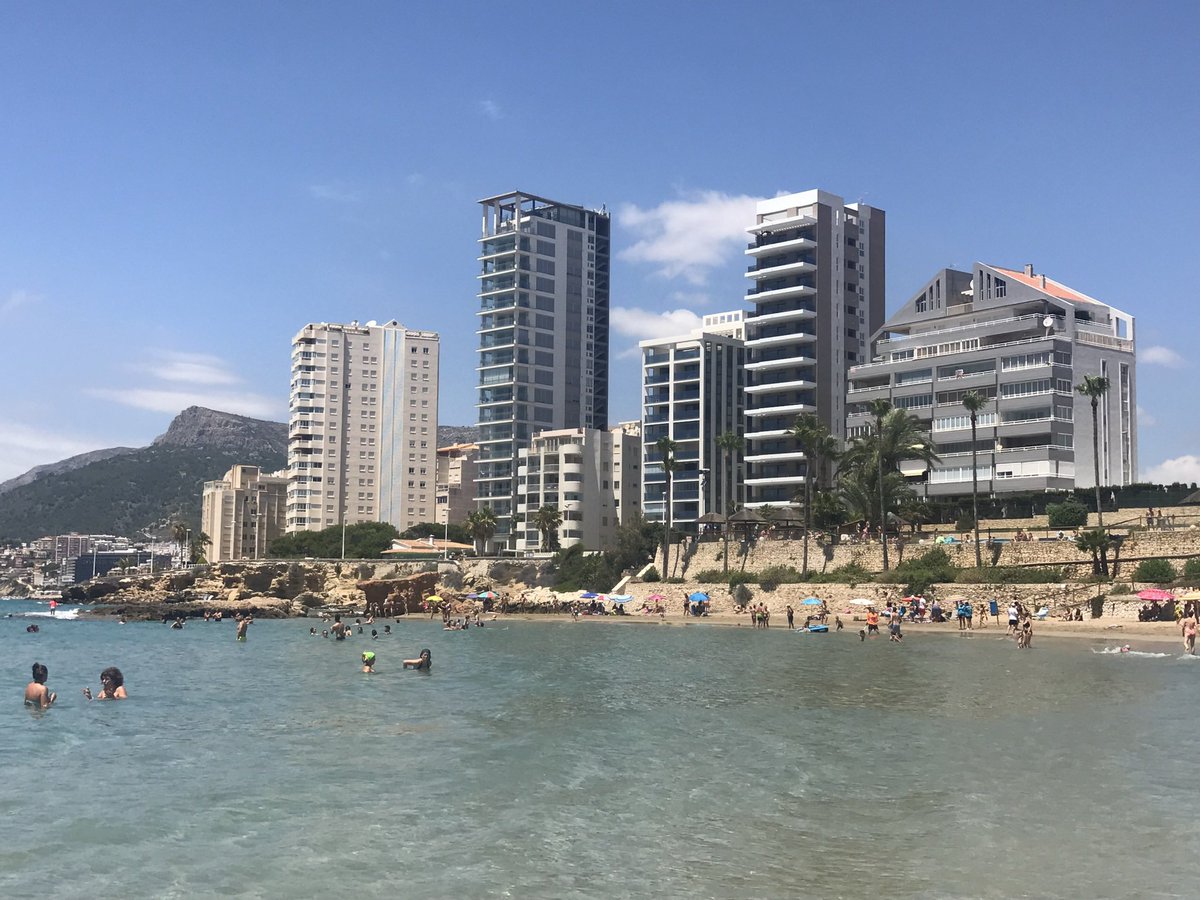 TouristSpain's tweet photo. #Calp 🌊😍#Alicante 
#PlatjadeCantalBeach 😁 relaxation/relajación👇🏻🌞 https://t.co/L6XNjhs5Ia