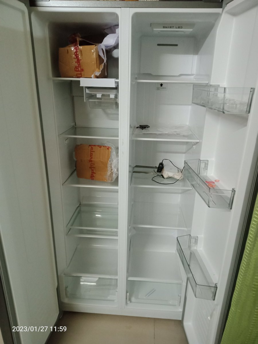 11Raza1's tweet photo. @lifelong_online this is not a refrigerator it's almirah of lifelong i bought it on October 2022 but I used as a almirah October to till date. #refrigiratornahidibbahai
#techadda
#techbazar
#ajeetanjum
#techguru https://t.co/ThMVY238YZ