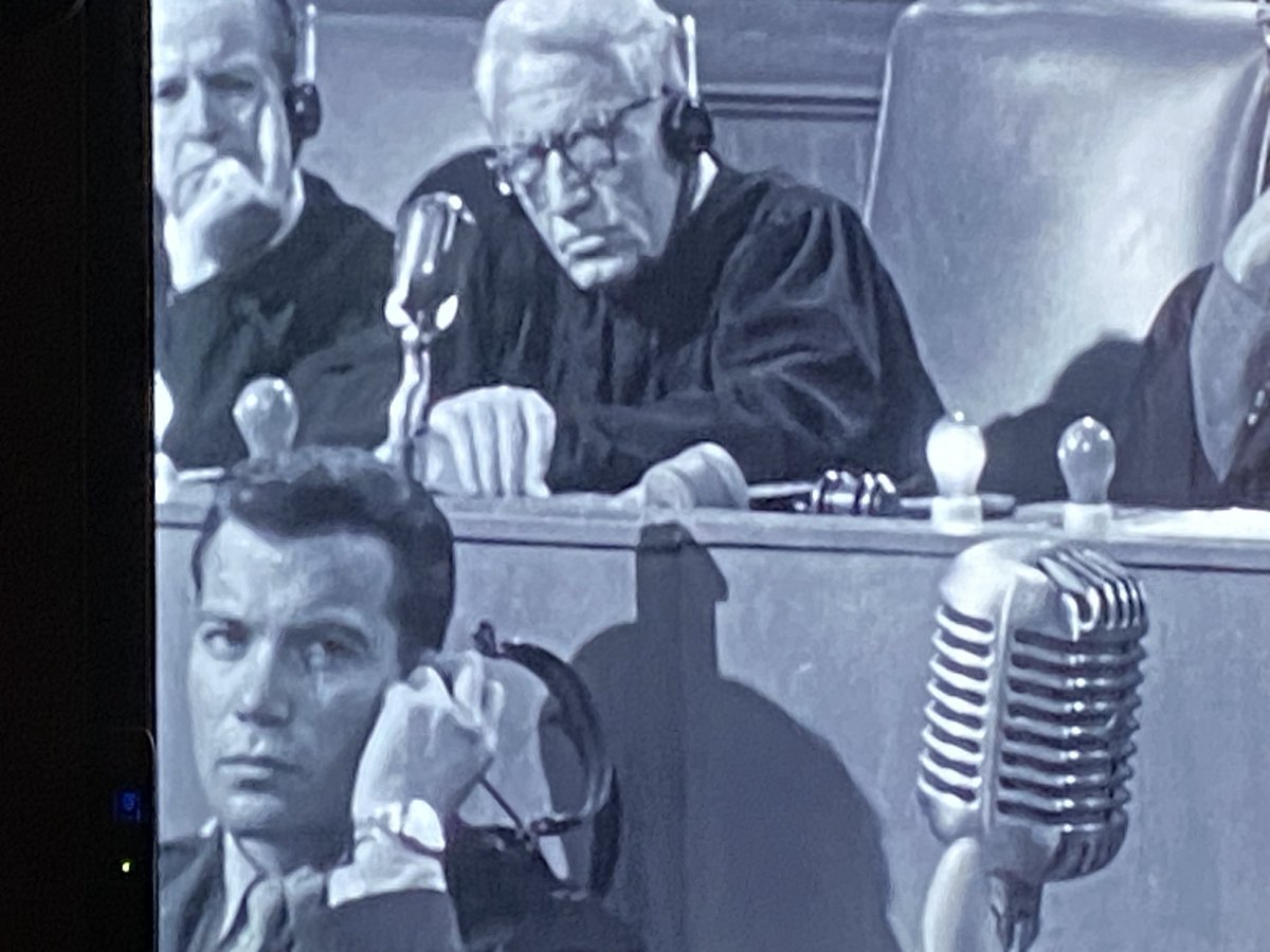 jawillis4's tweet image. #tossalumnisighting Look who popped up with Spencer Tracy in ‘Judgment at Nuremberg’ on @PlutoTV! What a great movie. #TOSSatNight