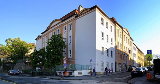 PilgrimBudapest's tweet photo. #StAngela (Szent Angéla) is one of the most renowned Catholic schools of #Budapest.
Started by the Ursulines it was taken by the #Franciscans from 1994. https://t.co/e5GTPXLJTD