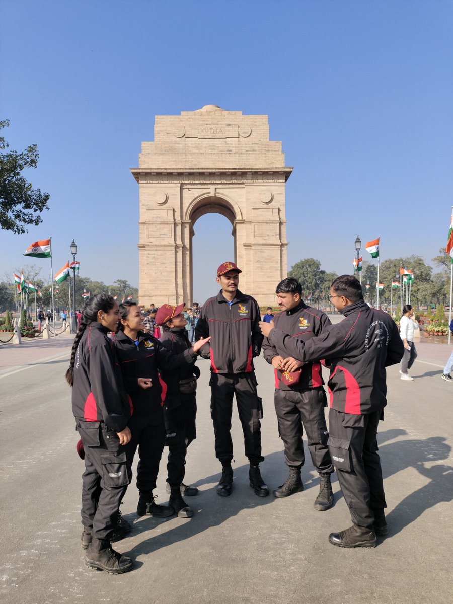 KAUSHIKHADIYA9's tweet photo. Delhi Dil Me Abad💜🇮🇳💜 #DilMeDelhi #DandiSeDelhi #SoltToSoftWare #JawaYezdiMotorcycles https://t.co/ikaQISrzPN