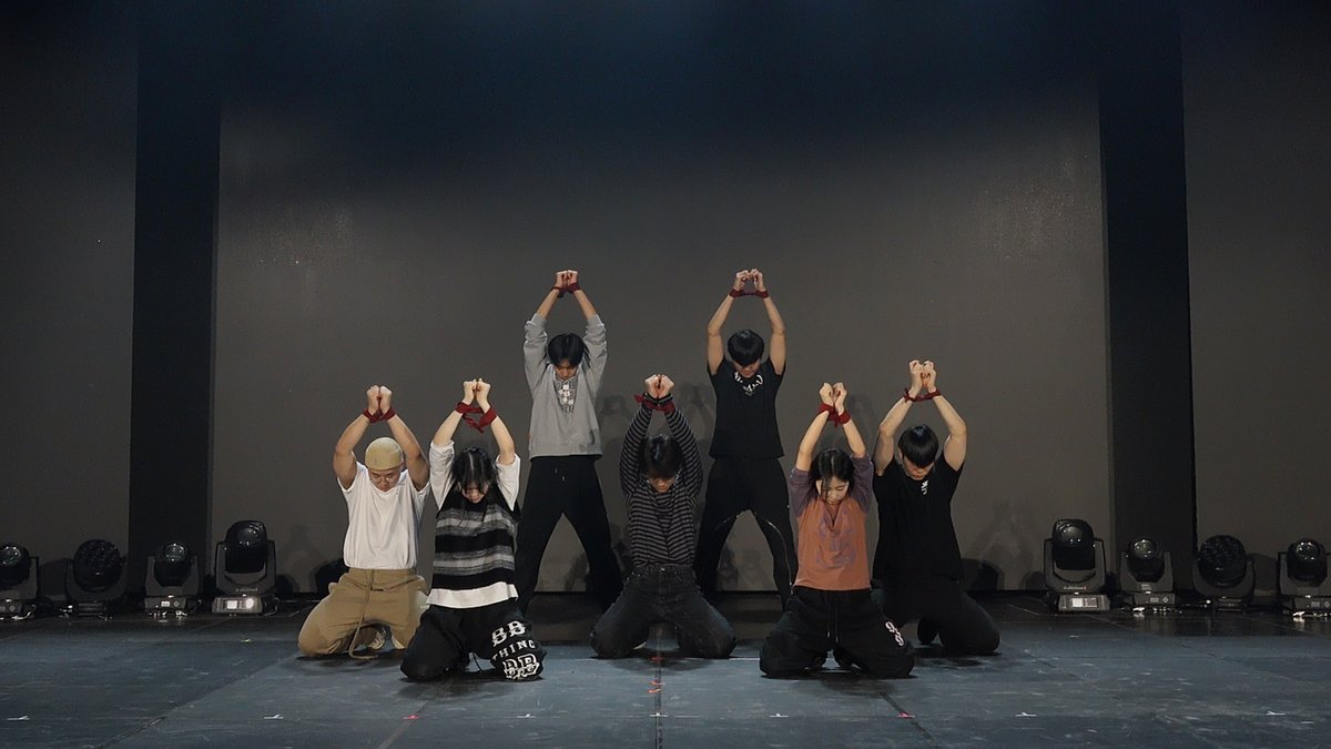 DKZ OFFICIAL tweet media