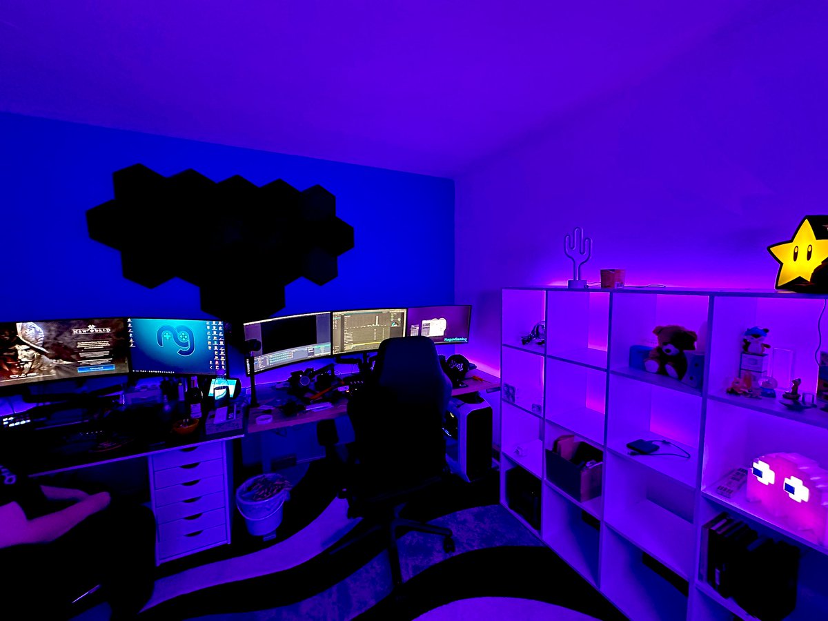 NagunGaming's tweet photo. #GamingRoom noch immer in Arbeit. Habt ihr Ideen was unbedingt noch umgesetzt werden muss? #StreamingRoom #GamingRoom #GamingSetup #GamingDecor https://t.co/9jLeknx1rX