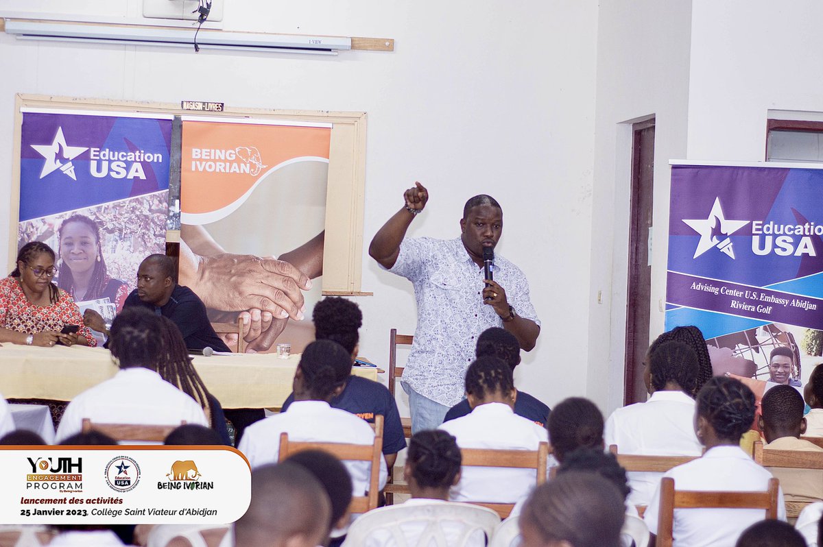 BeingIvorian's tweet photo. Ça y est 🎉 ! 
Nous avons lancé le programme #YEP ( Youth Engagement Program) au collège Saint Viateur d’Abidjan le mercredi 25 janvier 2023. 

Nous rappelons que le programme #YEP vise à développer des citoyens et leaders engagés.

#citoyens #du #coeur #beingivorian #Yep https://t.co/osEFn8yoHC