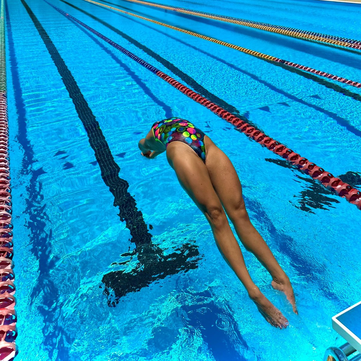 funkitaswimwear's tweet photo. That's it #funkettes we're off to take our new #SwimOutLoud #funkitas for a spin 🏊 thanks for all the #funkitalove and we hope you find your perfect new Funkitas 😘😘 https://t.co/NVpbYxVLkV