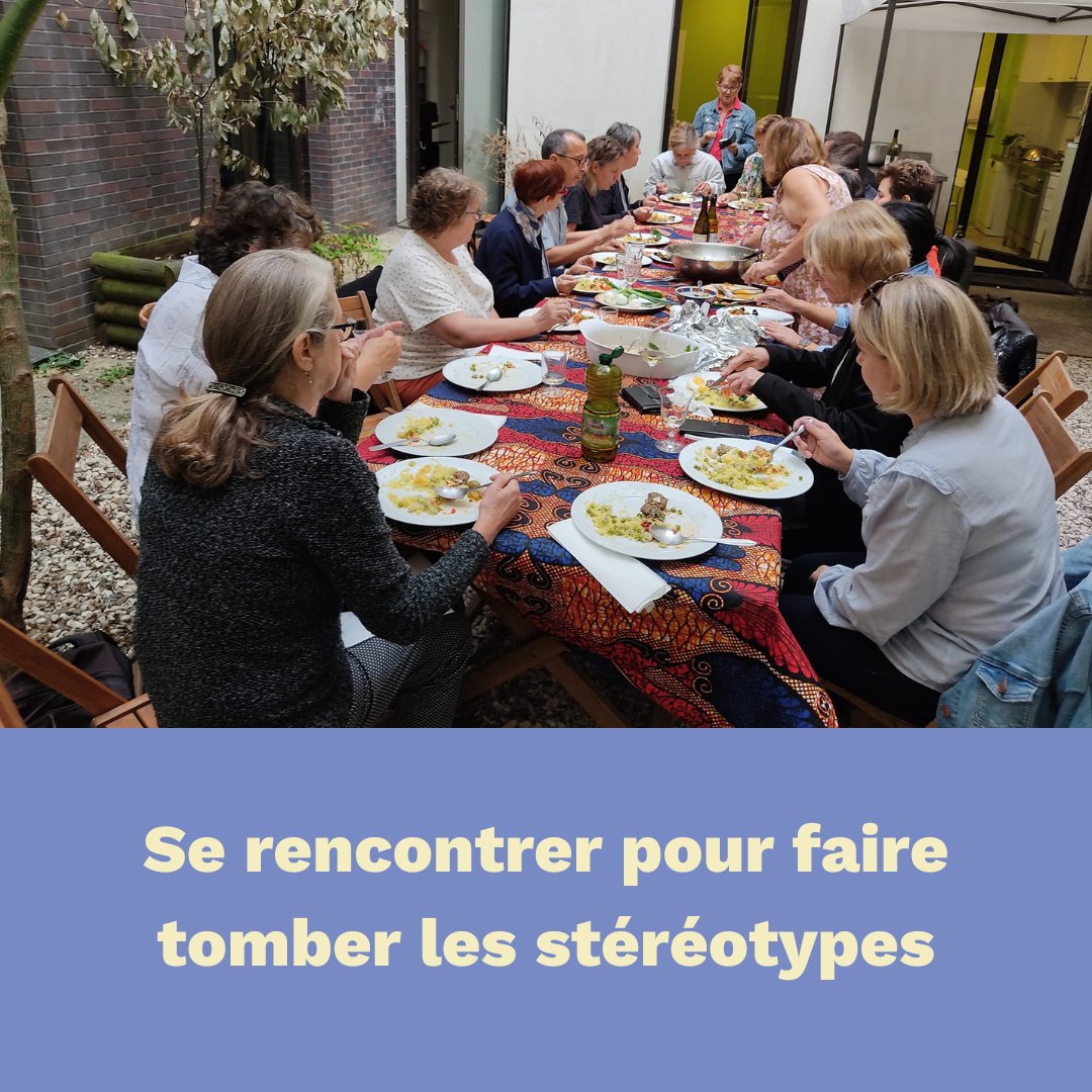 centresociaux's tweet photo. [EN ACTION ! 🎬] Se rencontrer pour faire tomber les stéréotypes ! Deux groupes de femmes - l'un de milieu rural, l'autre d'un quartier populaire - se rencontrent pour échanger sur la condition des femmes. Une belle #connexion, pleine de #partage.
#csxreseausocial https://t.co/aIZHY1eQ6n