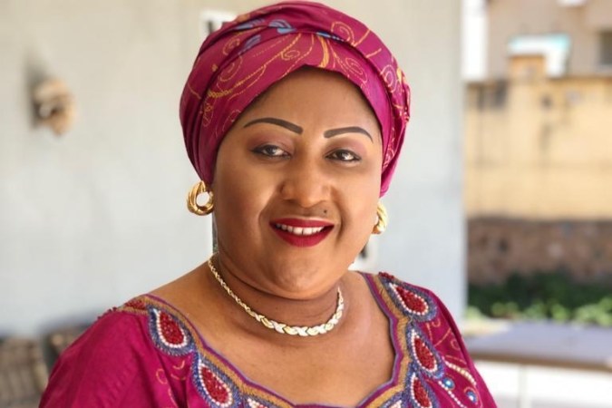 ShikuChannel's tweet photo. #HautLomami : Isabelle Yumba Kalenga n’est plus cadre de l’UNAFEC. Cette dernière vient d’adhérer officiellement ce jeudi 26 janvier au parti politique Avenir du Congo (ACO) de #DannyBanza Maloba. Elle a été vue avec les membres de ce parti lors de la marche le jeudi. https://t.co/RUVvkbz1jz