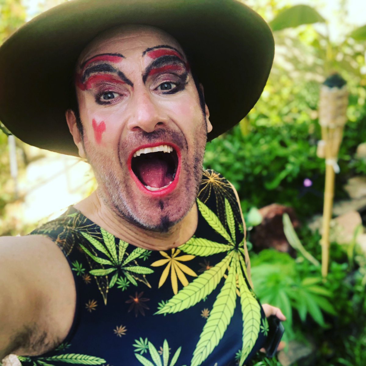 dante-on-twitter-see-me-and-my-funny-wife-rebekahkochan-rebekah