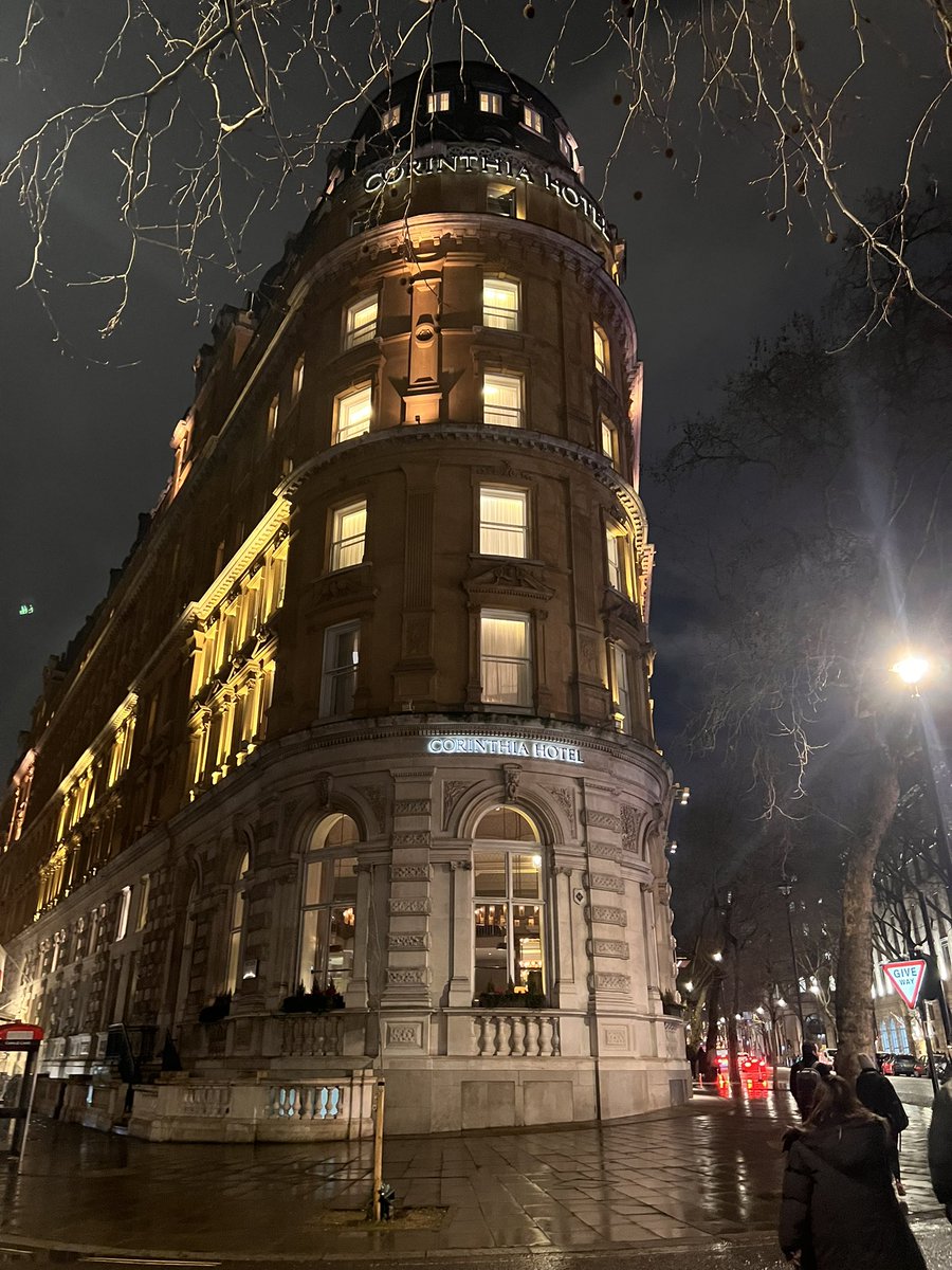 A night of fabulous food with an exclusive private dining experience, event spaces and the most incredible penthouse - how amazing is the roof terrace?! Full details of the event spaces available for #eventprofs @CorinthiaLondon coming soon in our blog! #eventprofslive