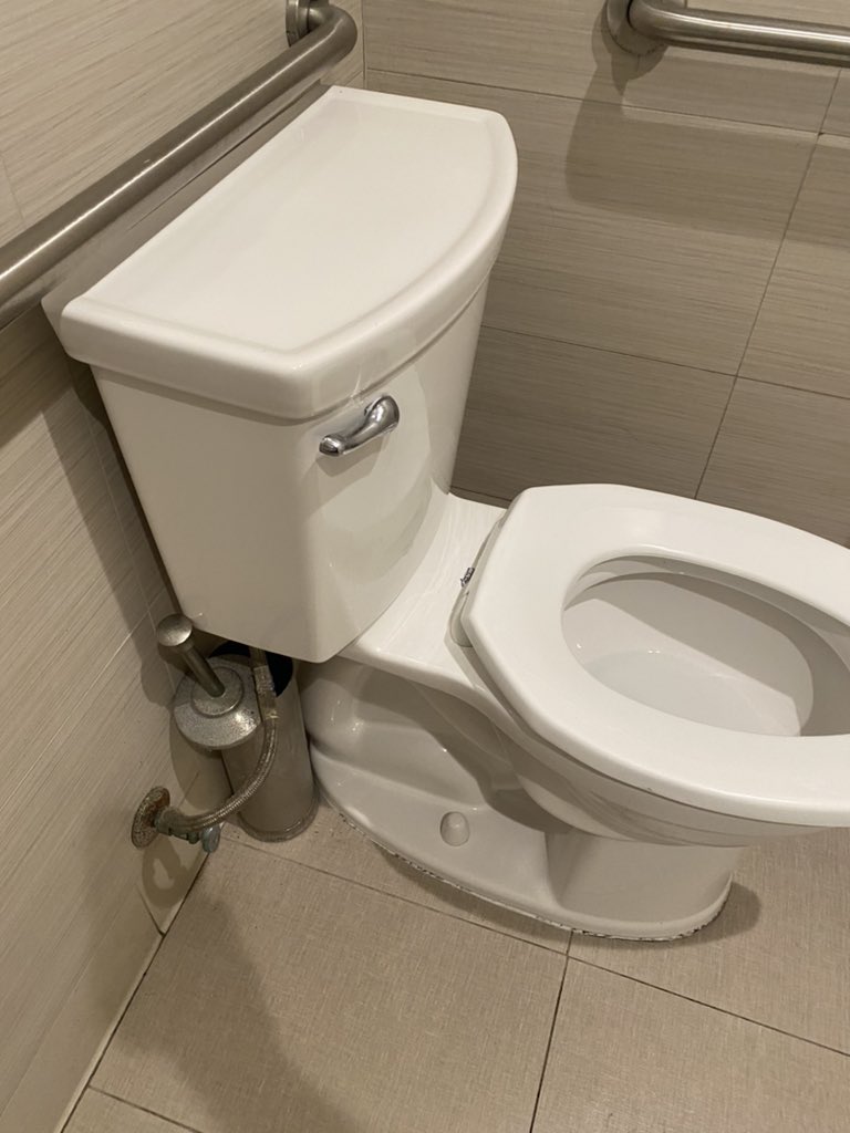 hcglobal22's tweet photo. Midnight confessions: It really WAS me who peed on the toilet seat! I did it! Sorry!!! π½π½π½ #WasMe https://t.co/4l0Fg5PnlR