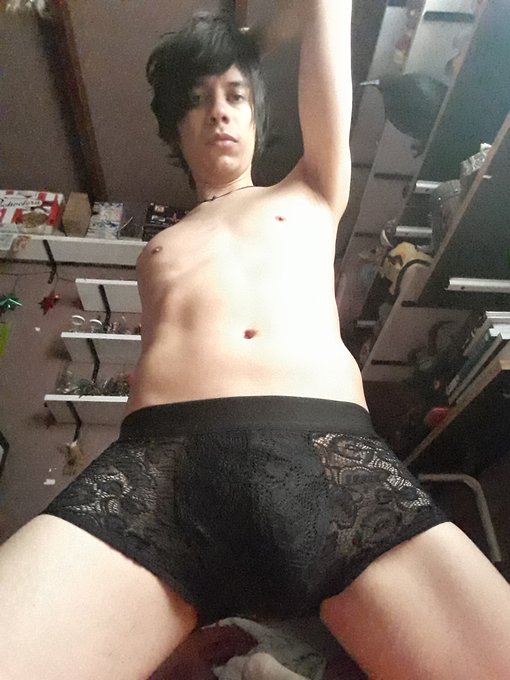 Good Night, babes! https://t.co/qIyleTTKkL<a href="/tag/femboy"class="tags"><span>#femboy</span></a><a href="/tag/femboyfriday"class="tags"><span>#femboyfriday</span></a><a href="/tag/femboycommunity"class="tags"><span>#femboycommunity</span></a>
