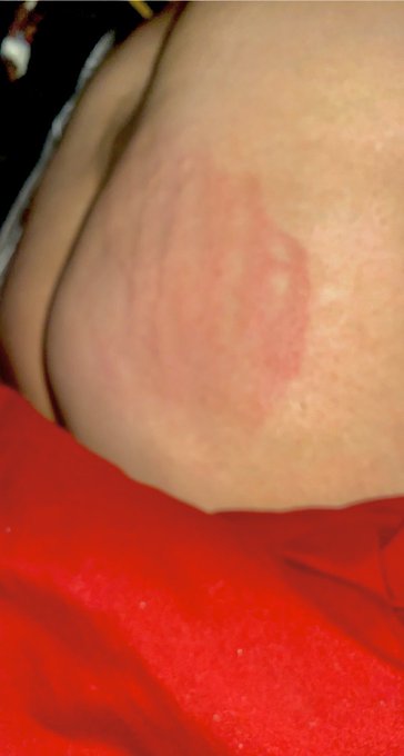 I love whem Daddy leaves his hand on my ass 😈😈🥵🥵🤤🤤😩😩 #spankme #daddyssluttybrat #daddysplaything #onlyfans<a href="/tag/thickwomen"class="tags"><span>#thickwomen</span></a><a href="/tag/spankme"class="tags"><span>#spankme</span></a><a href="/tag/brattyprincess"class="tags"><span>#brattyprincess</span></a><a href="/tag/handprint"class="tags"><span>#handprint</span></a>